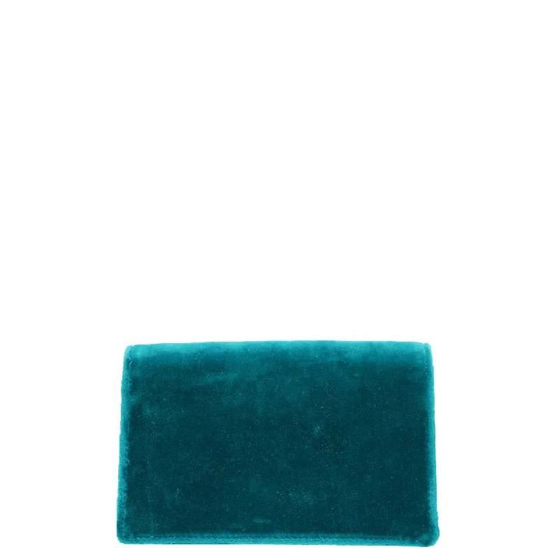 Women Gucci bags with a magnetic snap closure for easy accessGucci Turquoise Velvet Dionysus Super Mini Bag