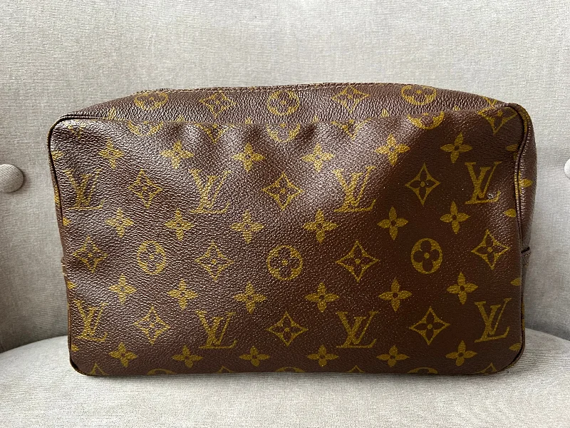 Louis Vuitton bags with a zip - around closure for enhanced securityLouis Vuitton Vintage Trousse 28 Monogram