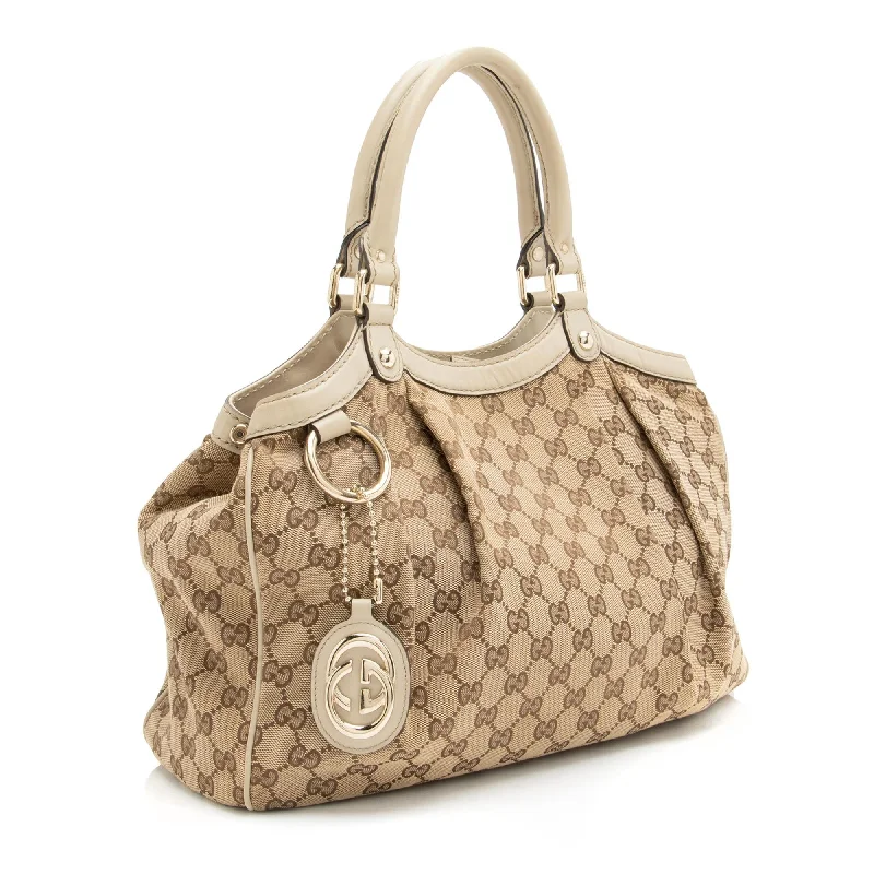 Women Gucci bags with a detachable mirror insideGucci GG Canvas Sukey Medium Tote (SHF-23402)