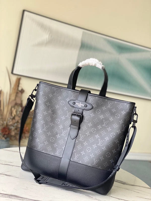 Louis Vuitton Twist bags with a crystal - embellished LV - turnlockBC - LOUIS VUITTON BAGS - 1298