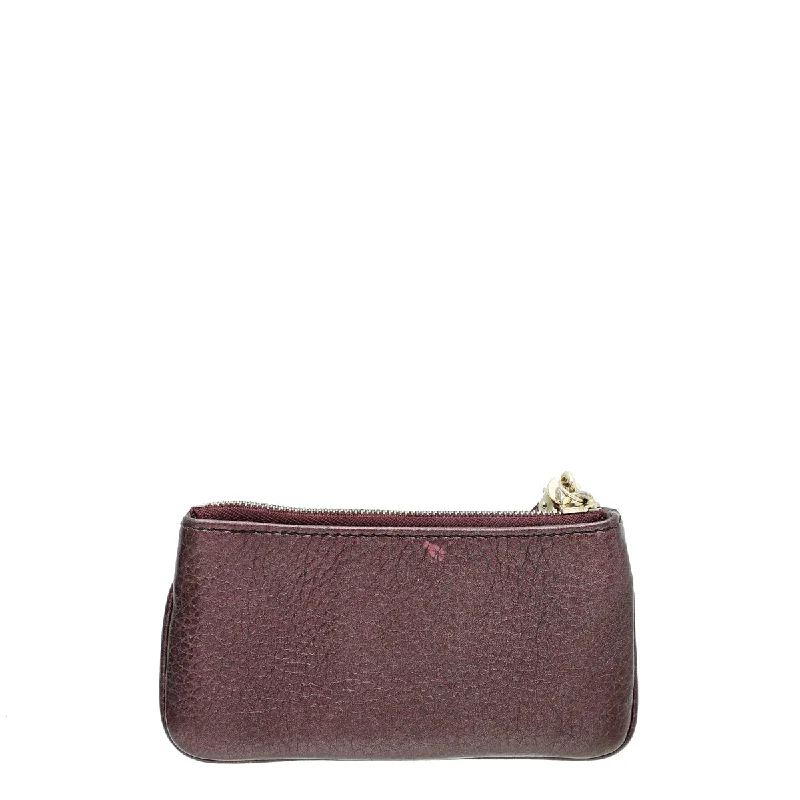 Women Gucci bags with a snap - button closure and a decorative charmGucci Violet Soho Pouch Key Holder