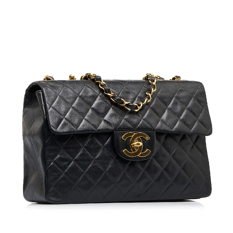 Chanel Designer Handbag with Unique DesignChanel Maxi Classic Lambskin Single Flap (pmEpJD)