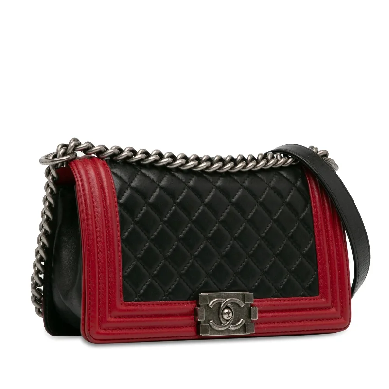 Chanel Small Crossbody Bag for TravelChanel Medium Bicolor Lambskin Boy Flap (Qk8sN1)