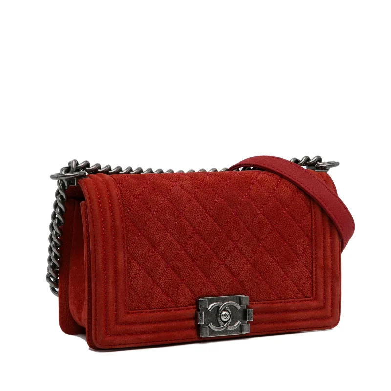 Chanel bags with intricate metal hardwareChanel Medium Caviar Boy Flap Bag (d9XSxK)