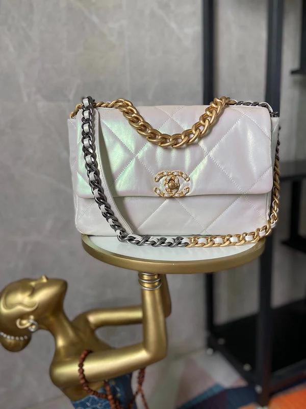 Chanel bags with the perfect balance of luxury and functionalityWF - Chanel Bags - 2229