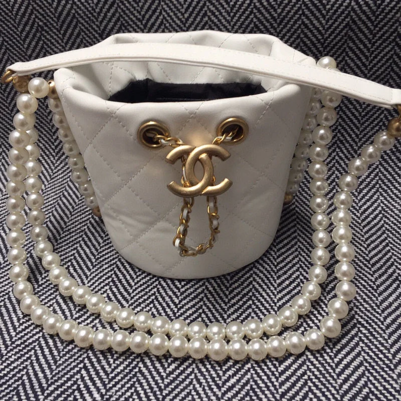 Chanel bags with iconic gold chainsWF - Chanel Bags - 2285