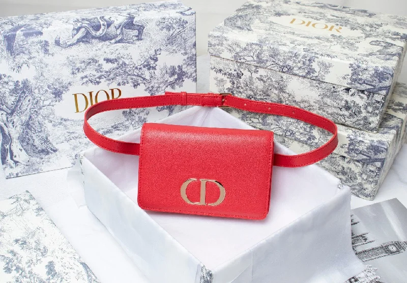 Fashion - forward Christian Dior tote bags for the modern womanEN - New Arrival Bags Christian Dior 134