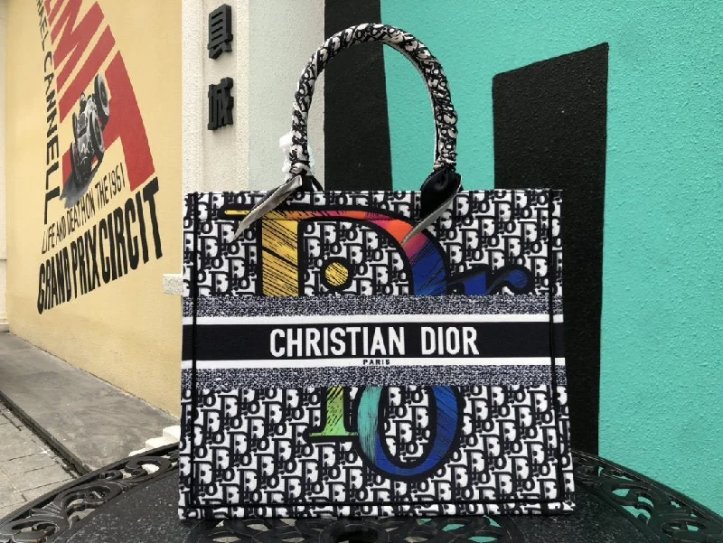 Christian Dior handbags with a detachable mirror for on - the - go touch - upsEN - New Arrival Bags Christian Dior 233