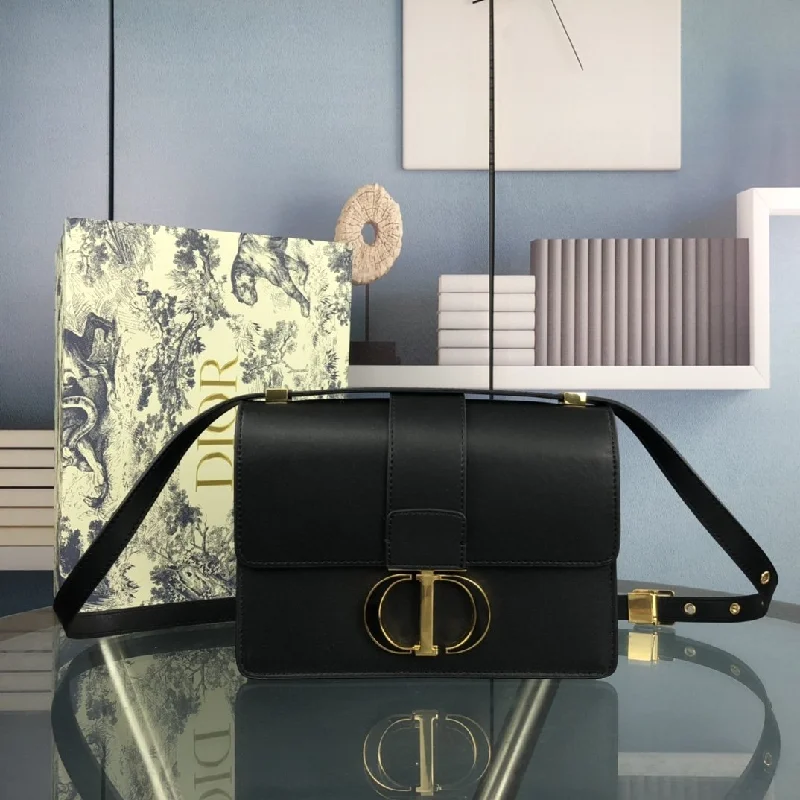 Christian Dior tote bags with a printed Dior logo on the frontEN - New Arrival Bags Christian Dior 246