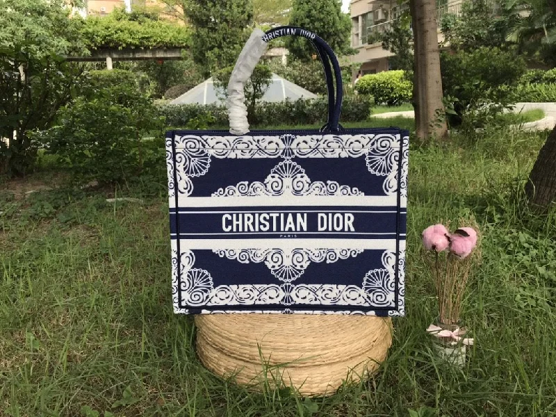 Christian Dior bags with a quilted pattern and gold - toned hardwareEN - New Arrival Bags Christian Dior 257