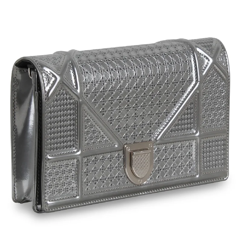 Christian Dior Saddle bags with a studded trim for a bold lookDiorama WOC - Metallic