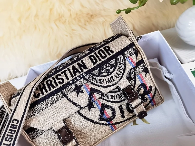 Christian Dior handbags with a back - pocket for quick storageEN - New Lux Bags Christian Dior 340