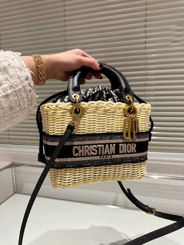 Contemporary Christian Dior handbags with a unique shapeEN - Luxury Bags Christian Dior 374