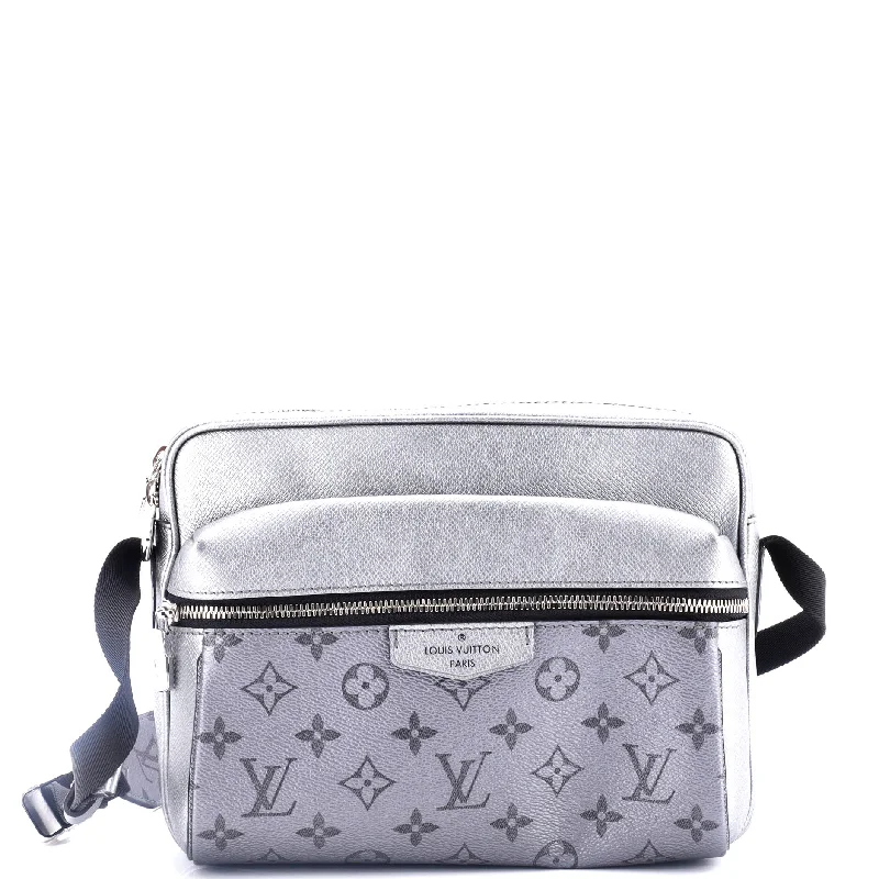 Christian Dior handbags with a back - pocket for quick storageOutdoor Messenger Bag Monogram Taigarama