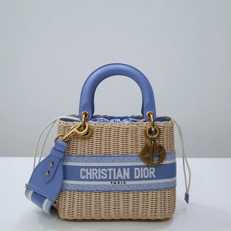 Fashion - forward Christian Dior tote bags for the modern womanmakbags - Dior Bags - 4046