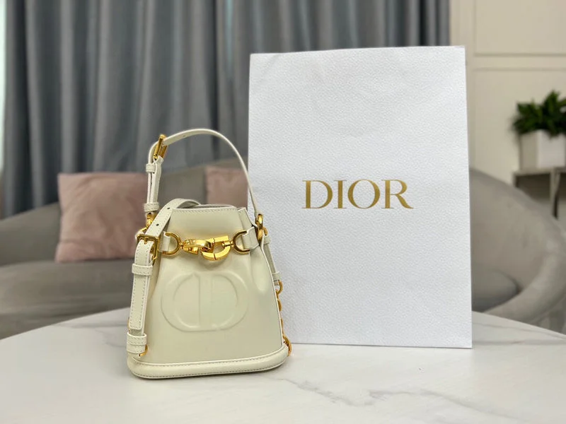 Christian Dior handbags with a detachable mirror for on - the - go touch - upsWF - Dior Bags - 519