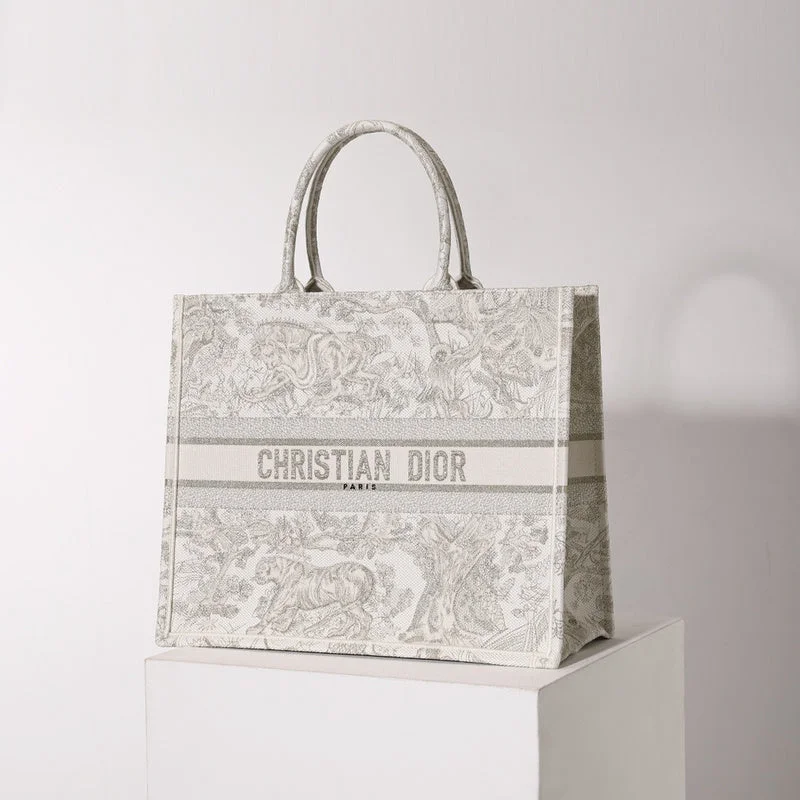 Christian Dior bags with a quilted pattern and gold - toned hardwareWF - Dior Bags - 479